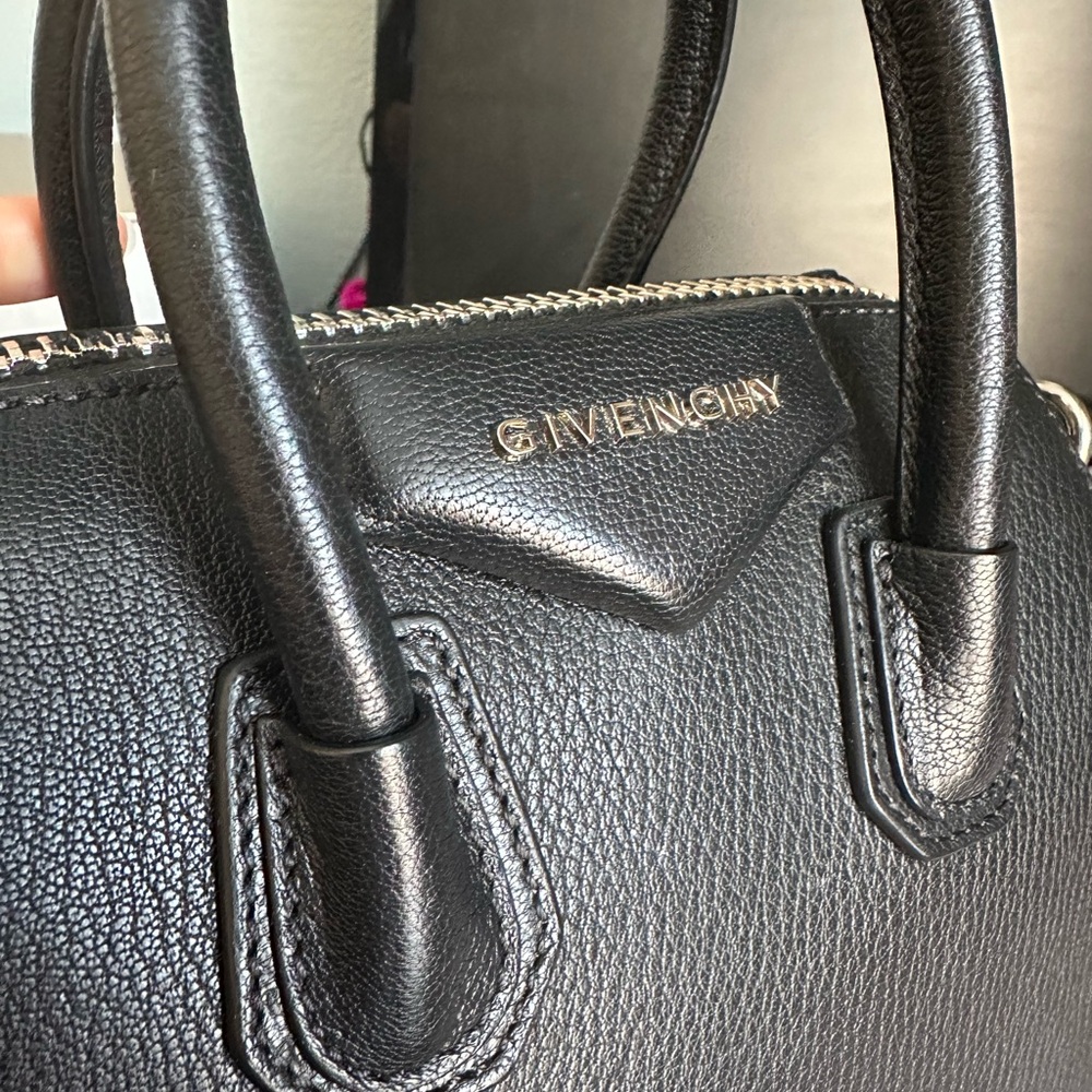 Mini Givenchy Antigona Sugar Goat Skin